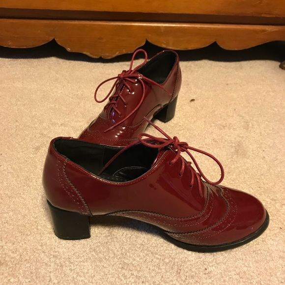 Oxford shoes - Picture 3 of 4